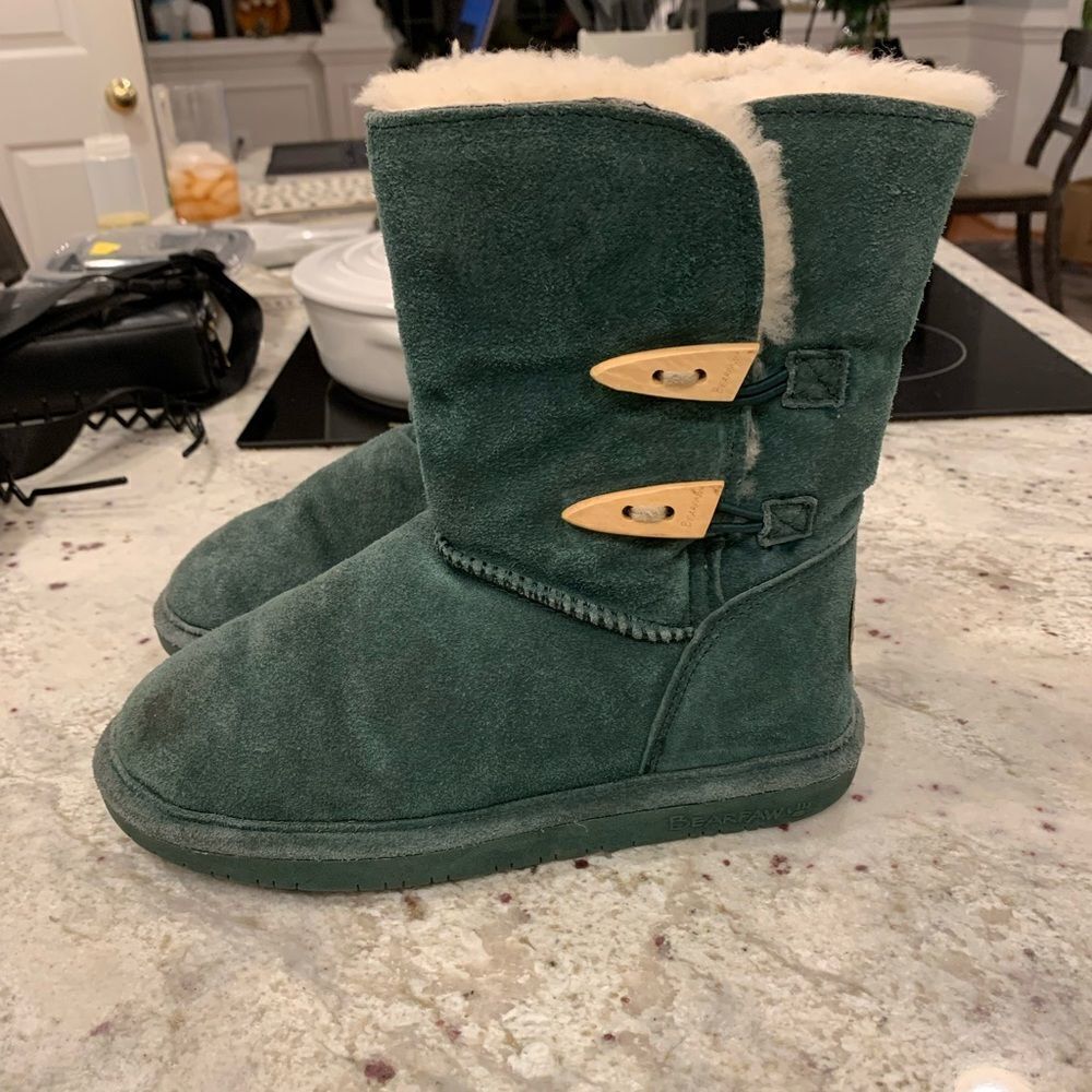 BearPaw Abigail Green Suede & Sheep Wool Lined Boots sz 6